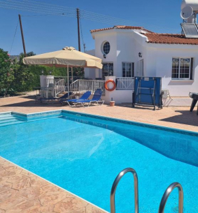 iliada villa house coral bay